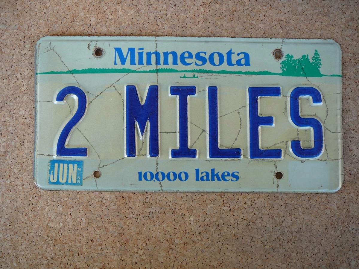 Sběratelská SPZ na přání Minnesota 2 MILES