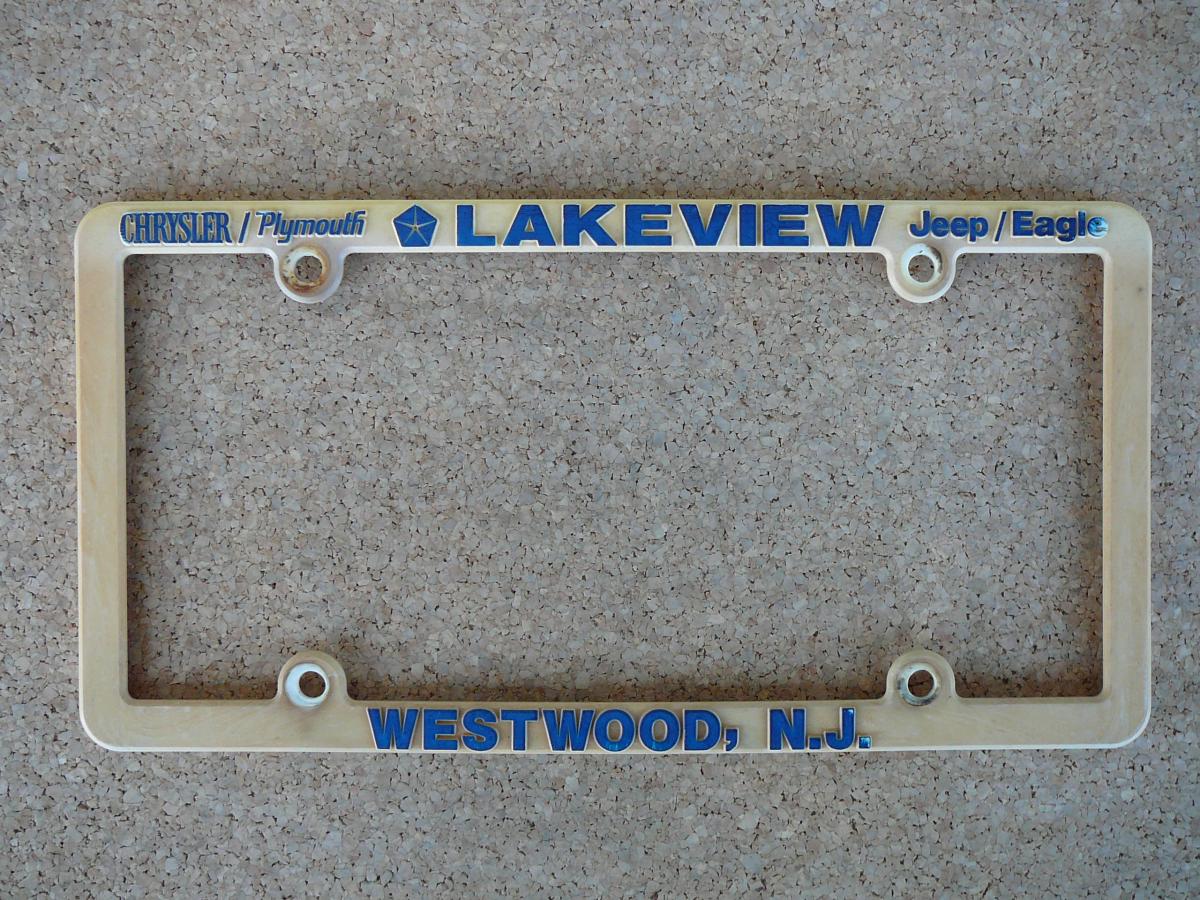 Plastový rámeček SPZ Lakeview – Westwood, N.J., Chrysler Plymouth Jeep Eagle