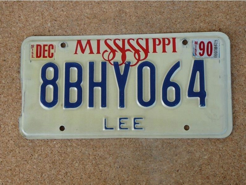 Americká SPZ Mississippi 8BHY064 – LEE