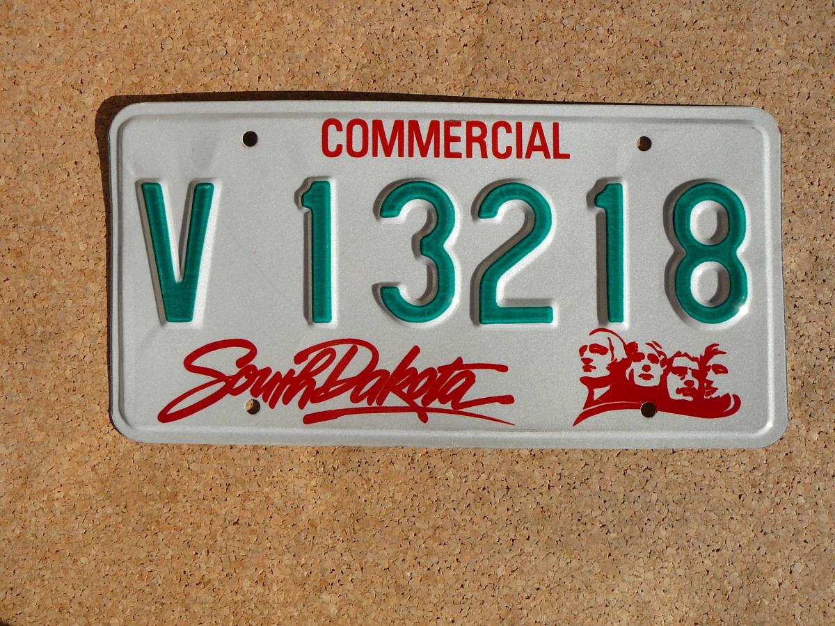 Americká SPZ South Dakota V13218 – Commercial
