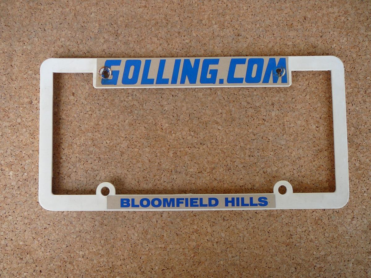 Rámeček SPZ Golling.com Bloomfield Hills – bílý