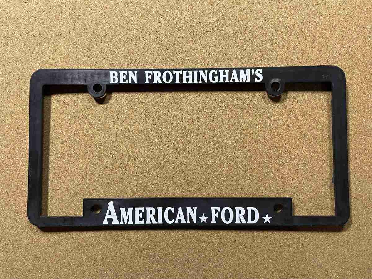Rámeček SPZ Ben Frothingham's American Ford – černý plastový