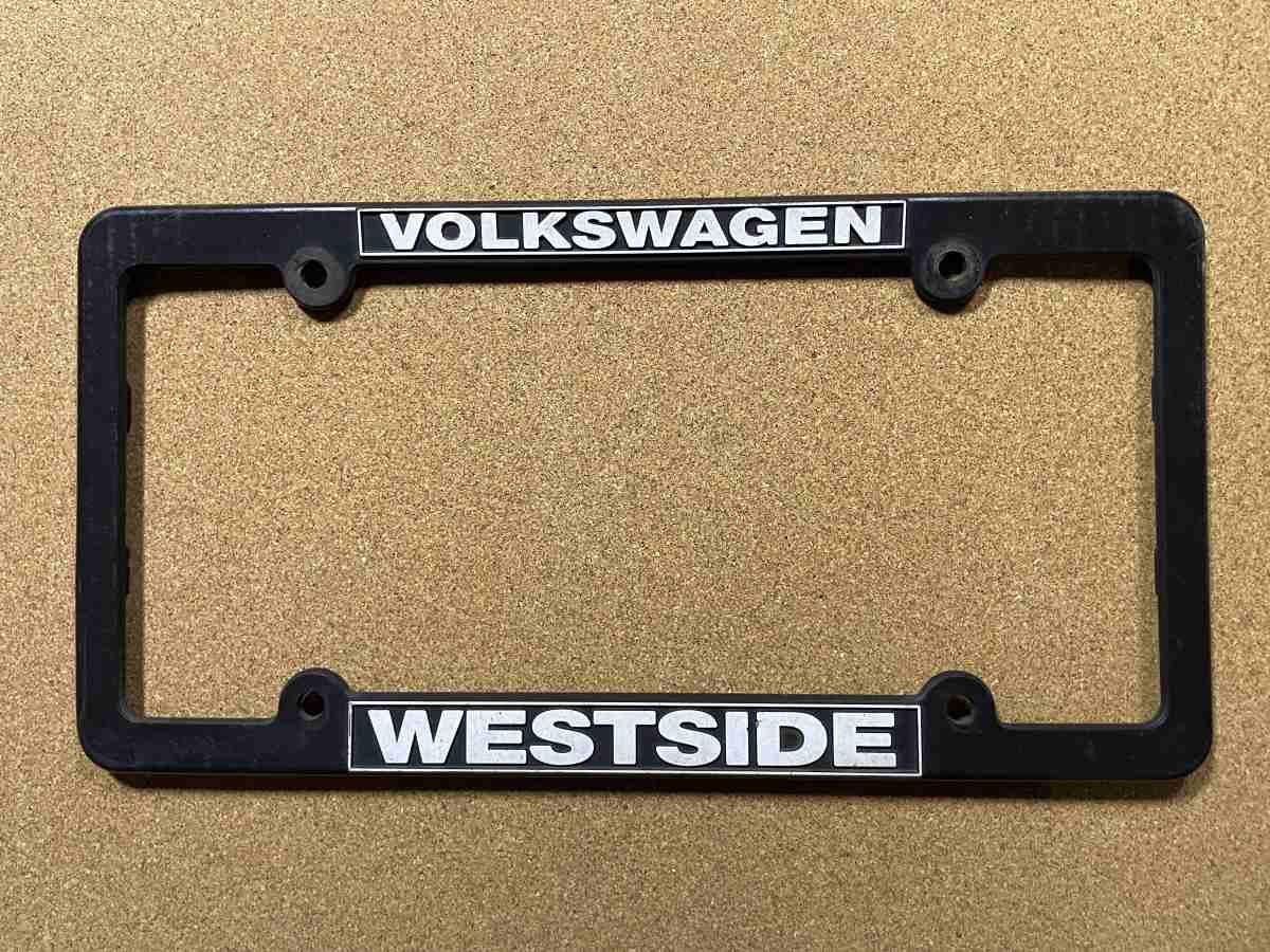 Rámeček SPZ Volkswagen Westside – černý #2 plastový
